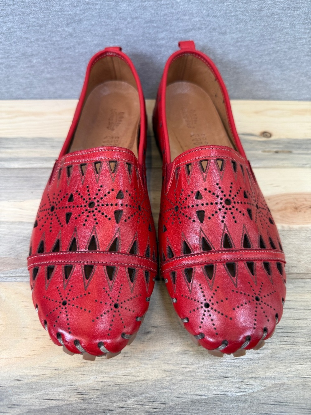 Spring Step Red Leather Perforated Slip On Loafers Native Design EU Size 41